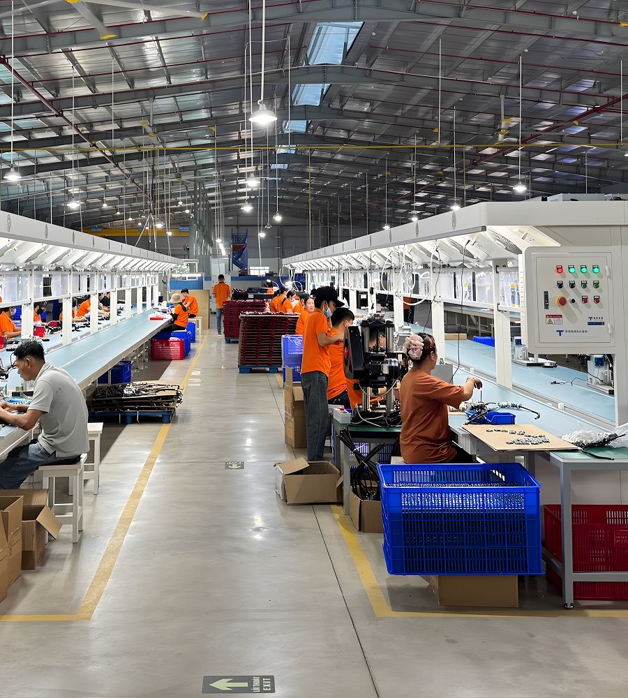 work-light-tire-inflator-manufacturer-production-line